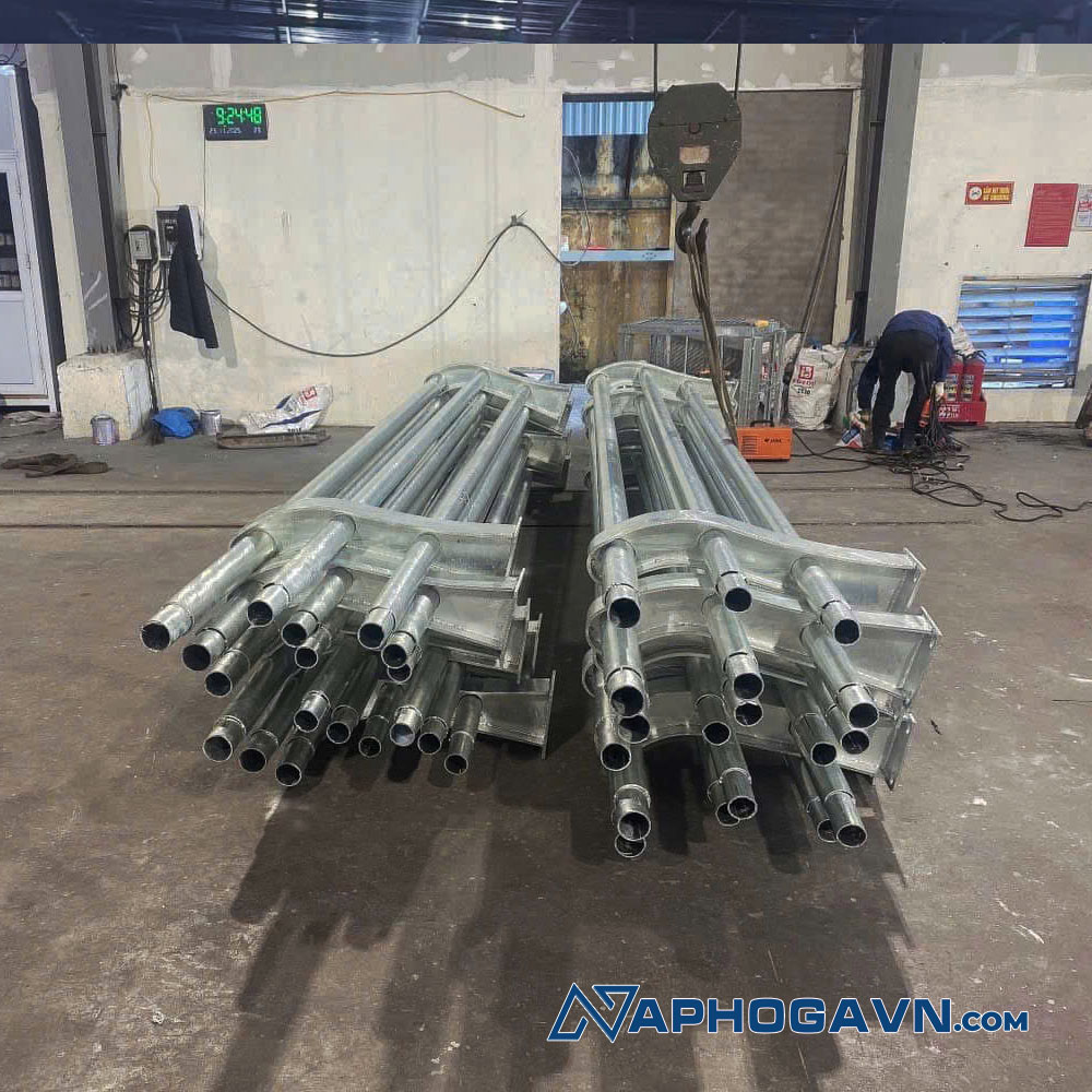 Lan can cầu đường bộ - Ảnh 4